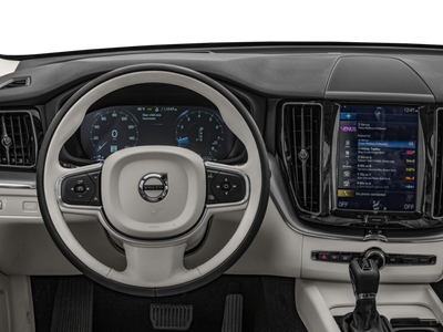 2018 Volvo XC60 T5 Momentum