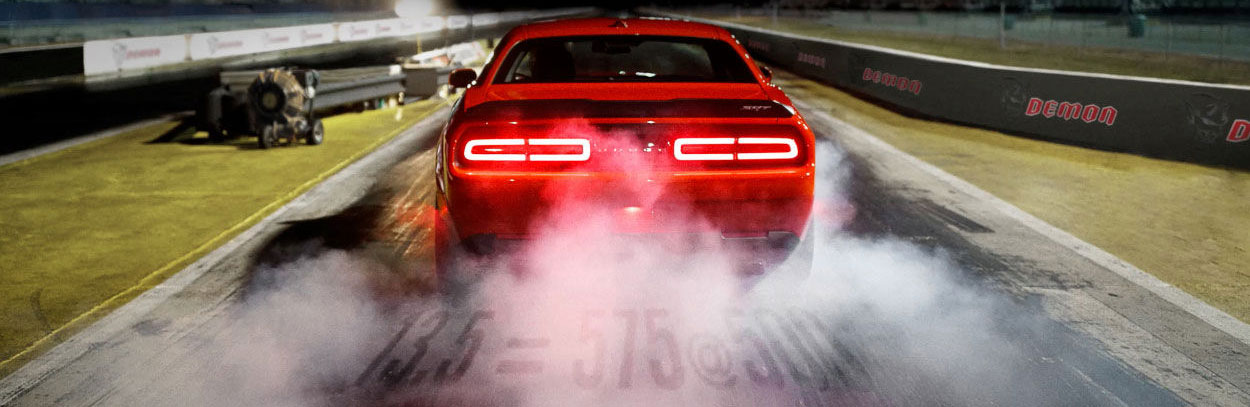 Dodge Challenger Drag Racing