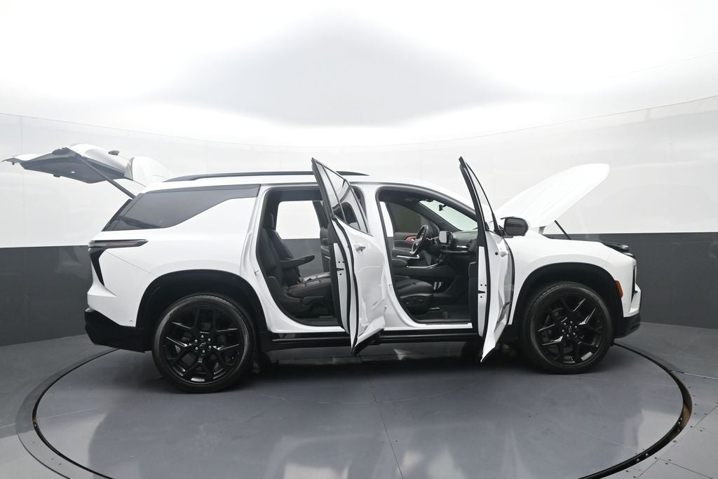 2024 Chevrolet Traverse AWD RS