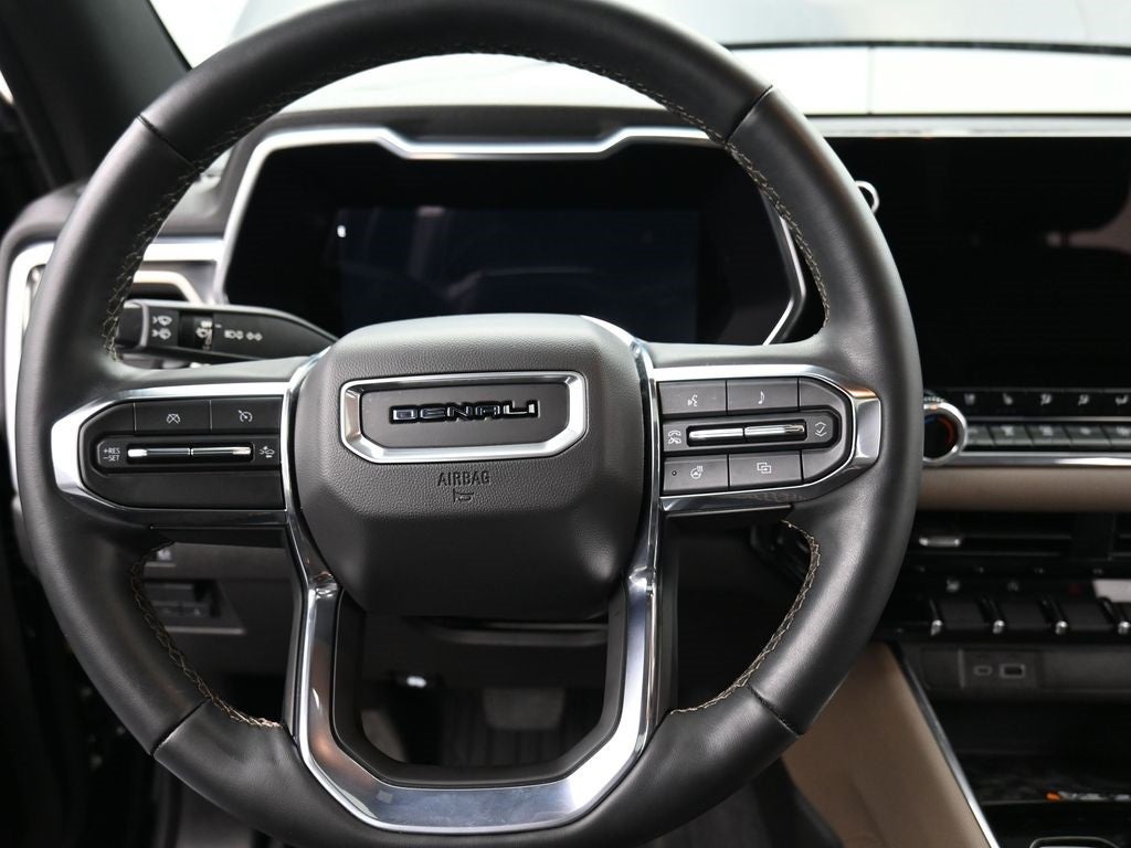 2023 GMC Canyon 4WD Denali