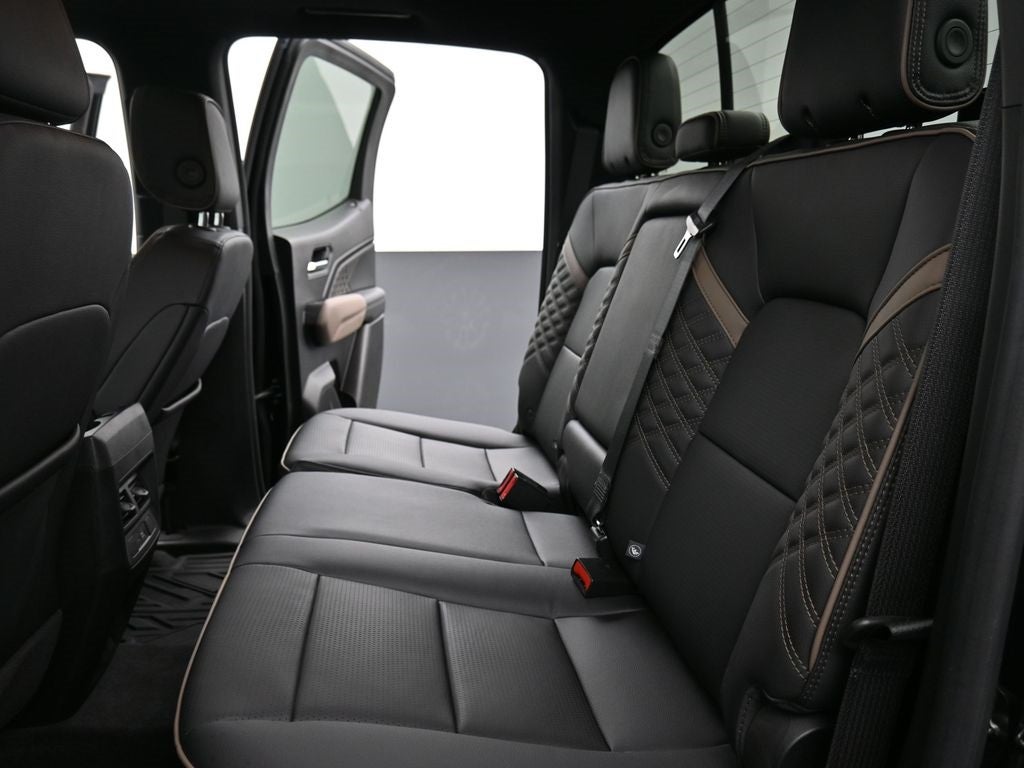 2023 GMC Canyon 4WD Denali