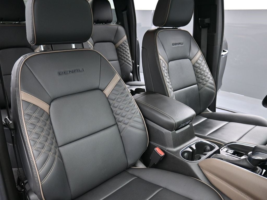 2023 GMC Canyon 4WD Denali