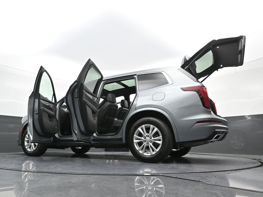 2023 Cadillac XT6 FWD Luxury