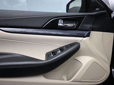 2022 Nissan Maxima Platinum