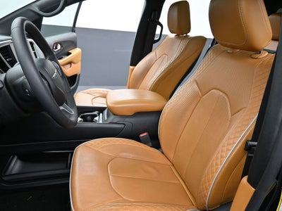 2023 Chrysler Pacifica Hybrid Hybrid Pinnacle