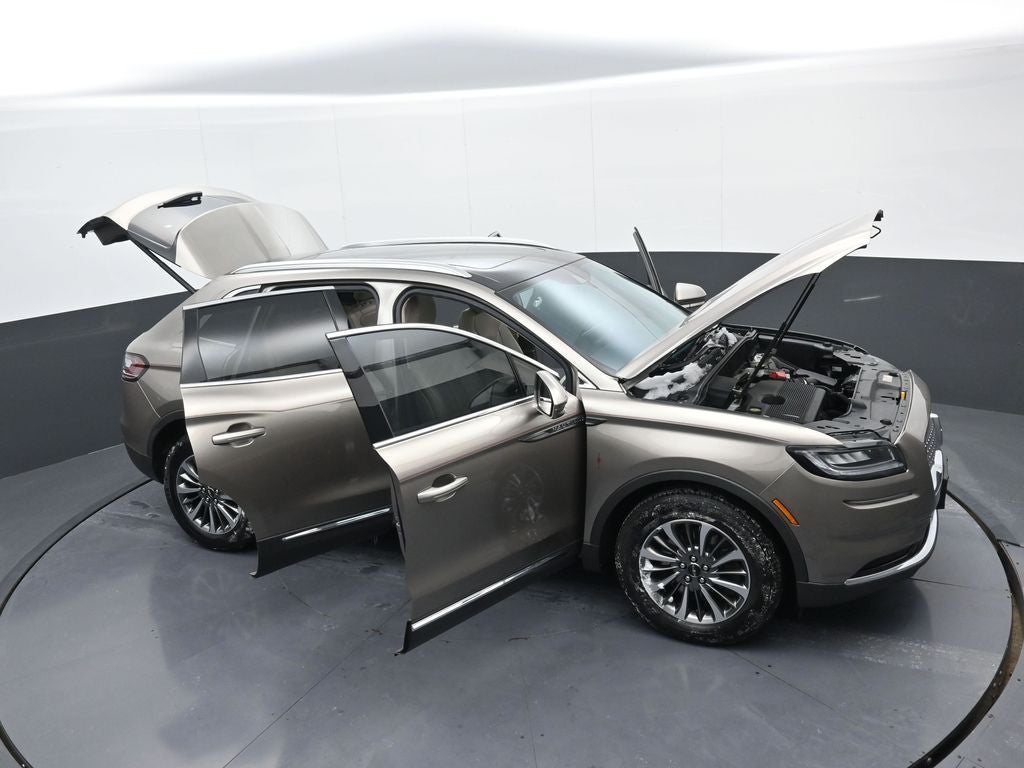 2021 Lincoln Nautilus Reserve