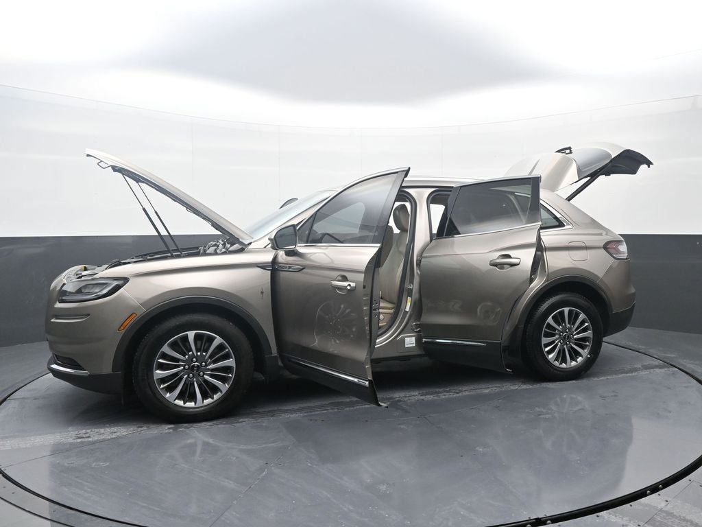 2021 Lincoln Nautilus Reserve