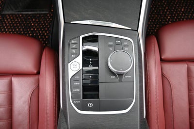 2023 BMW 3 Series 330e xDrive
