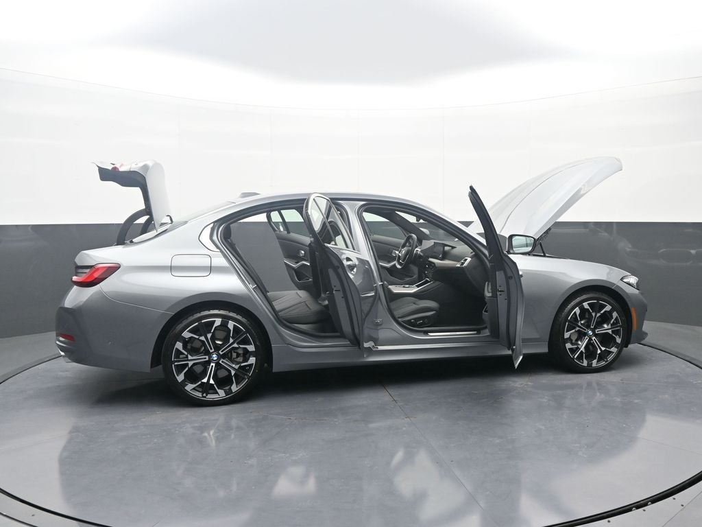 2025 BMW 3 Series 330i xDrive