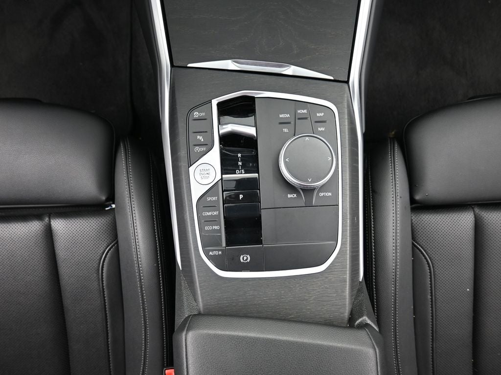 2023 BMW 3 Series 330i xDrive