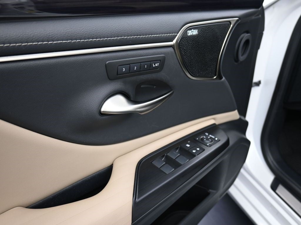 2020 Lexus ES ES 300h