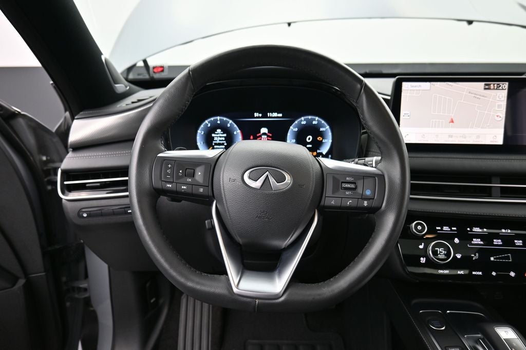 2025 INFINITI QX60 LUXE