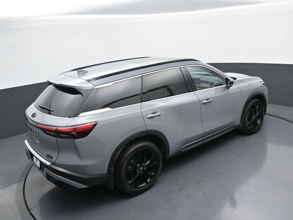 2025 INFINITI QX60 LUXE