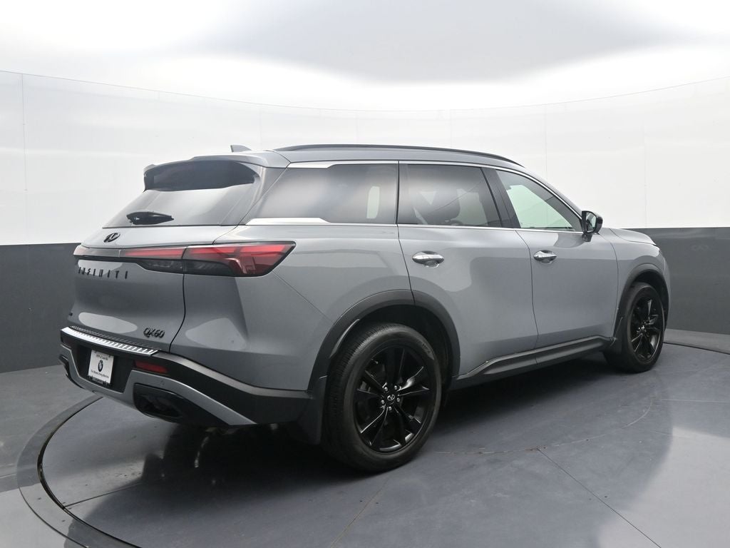 2025 INFINITI QX60 LUXE