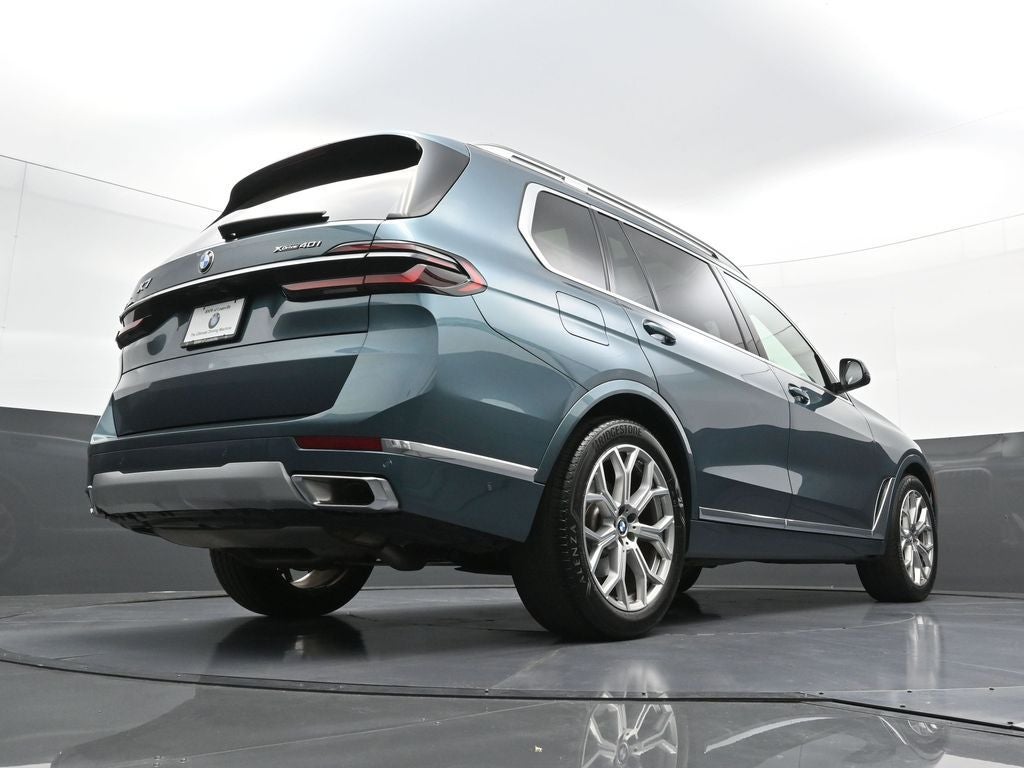 2025 BMW X7 xDrive40i