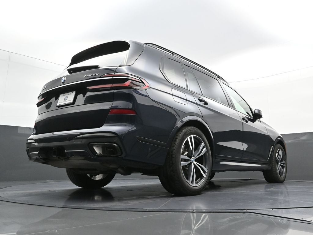 2025 BMW X7 xDrive40i