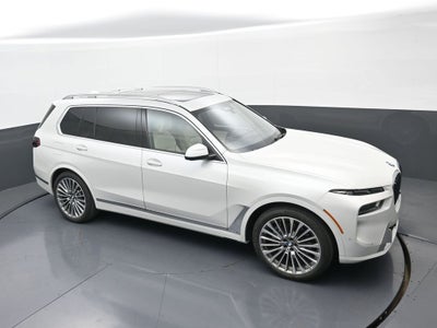 2025 BMW X7 xDrive40i