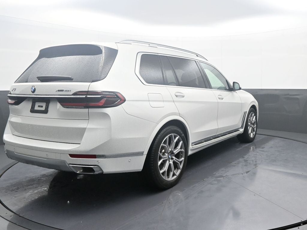 2025 BMW X7 xDrive40i