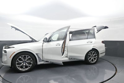 2026 BMW X7 xDrive40i