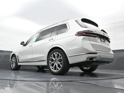 2025 BMW X7 xDrive40i