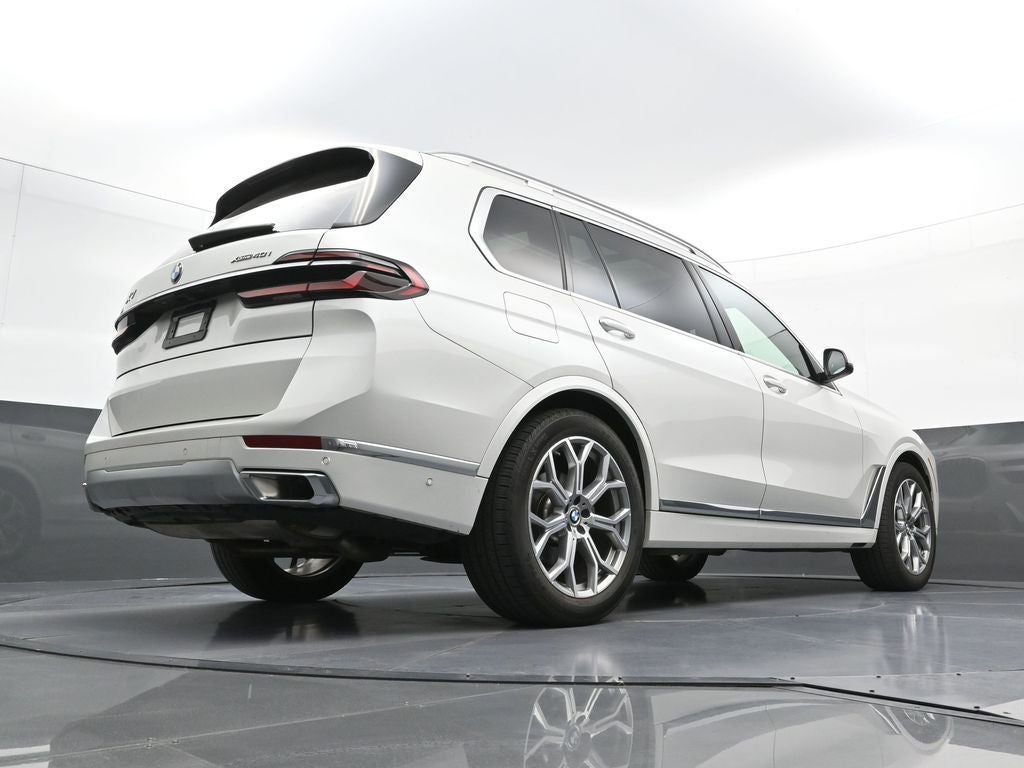 2025 BMW X7 xDrive40i