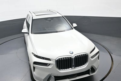 2025 BMW X7 xDrive40i