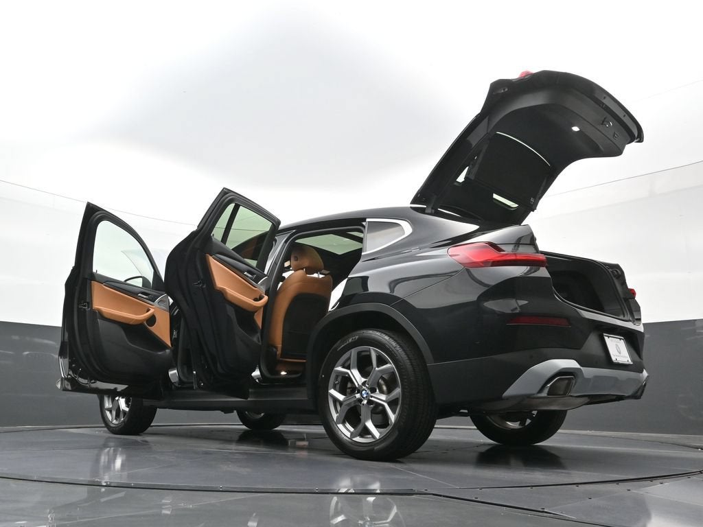 2024 BMW X4 xDrive30i