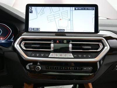 2025 BMW X4 xDrive30i