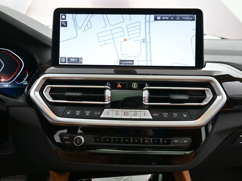 2025 BMW X4 xDrive30i