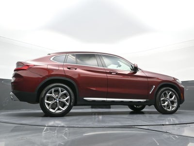 2025 BMW X4 xDrive30i