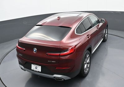 2025 BMW X4 xDrive30i
