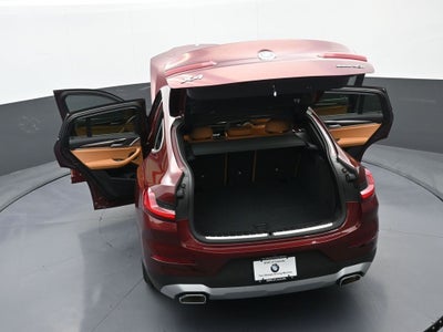 2025 BMW X4 xDrive30i