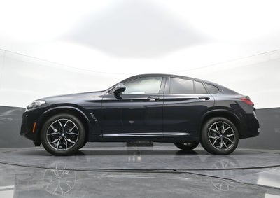 2025 BMW X4 xDrive30i