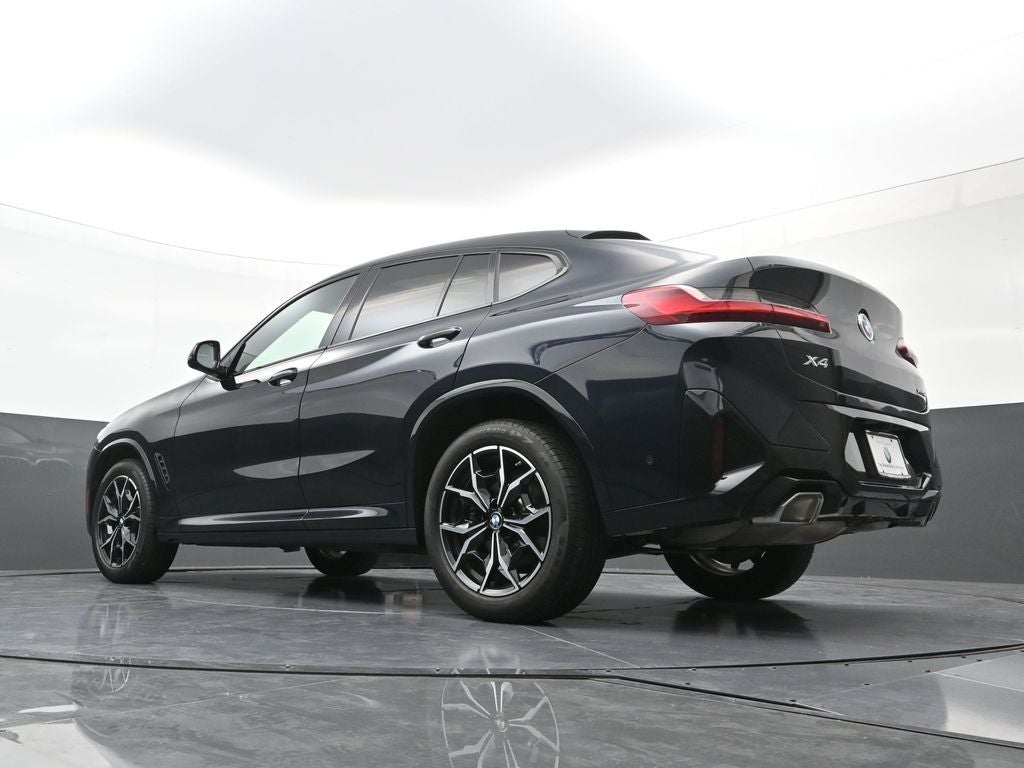 2025 BMW X4 xDrive30i