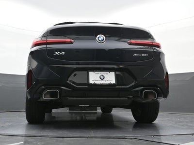 2025 BMW X4 xDrive30i