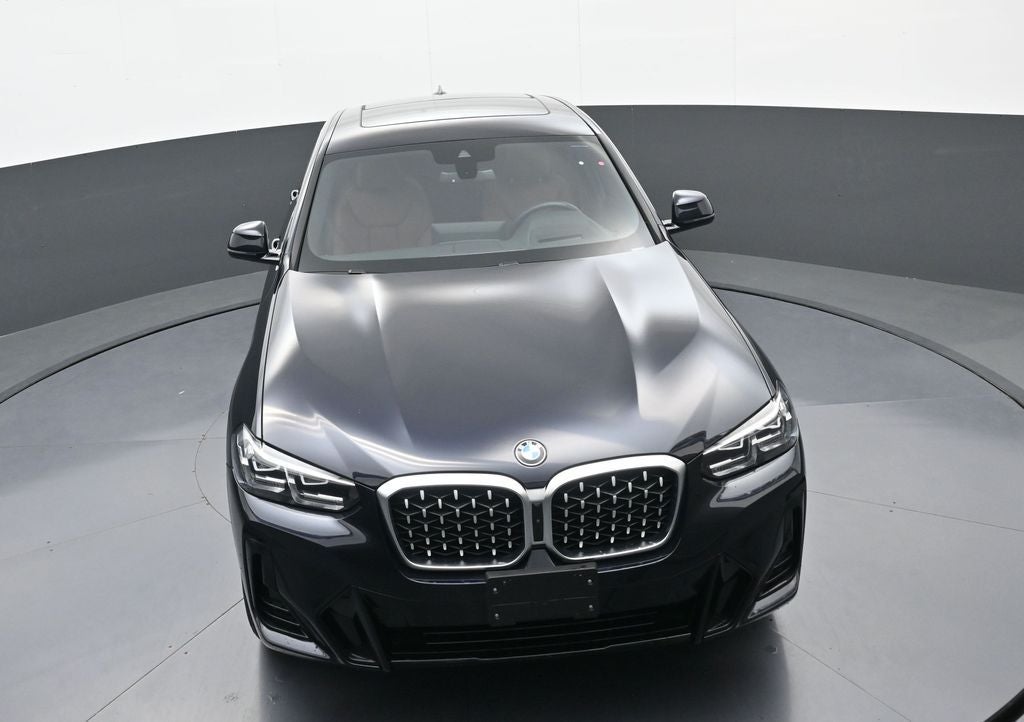 2025 BMW X4 xDrive30i