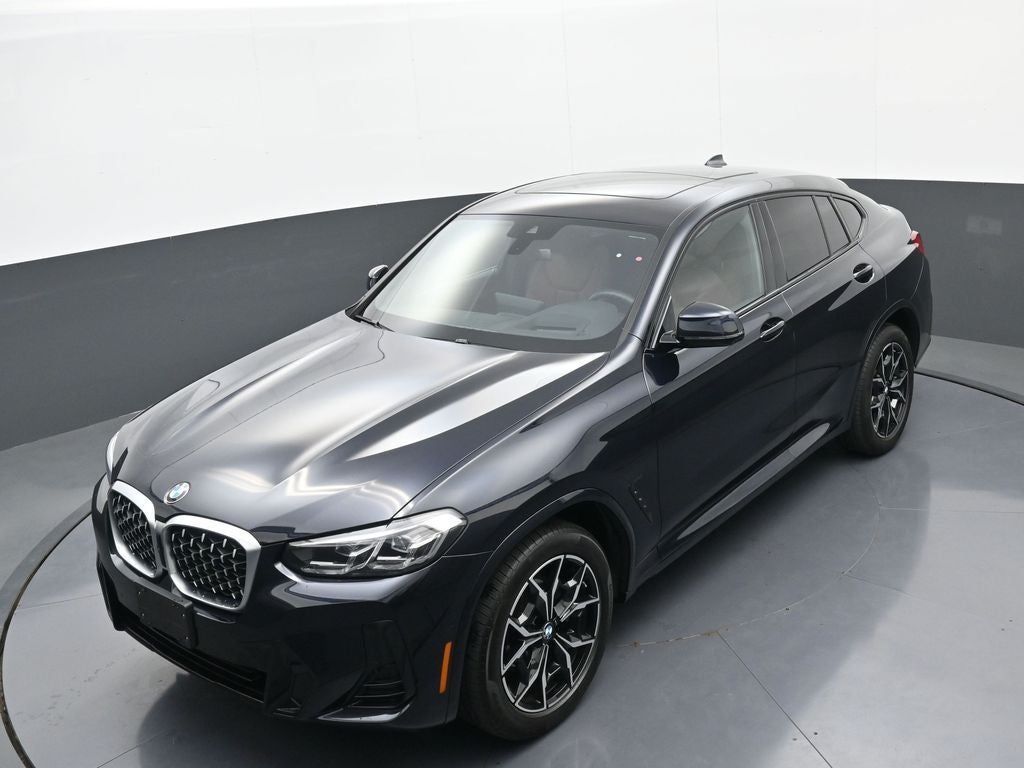 2025 BMW X4 xDrive30i