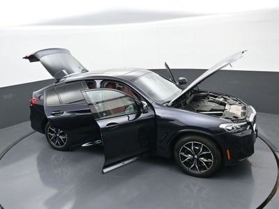 2025 BMW X4 xDrive30i