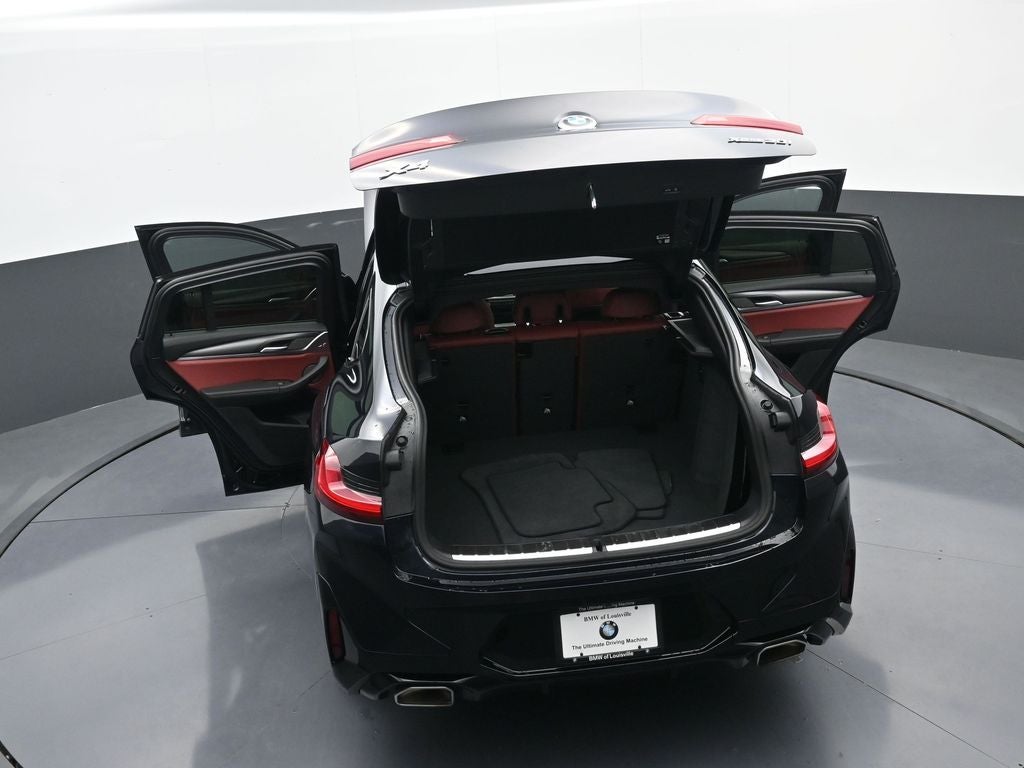 2025 BMW X4 xDrive30i