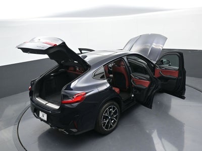 2025 BMW X4 xDrive30i