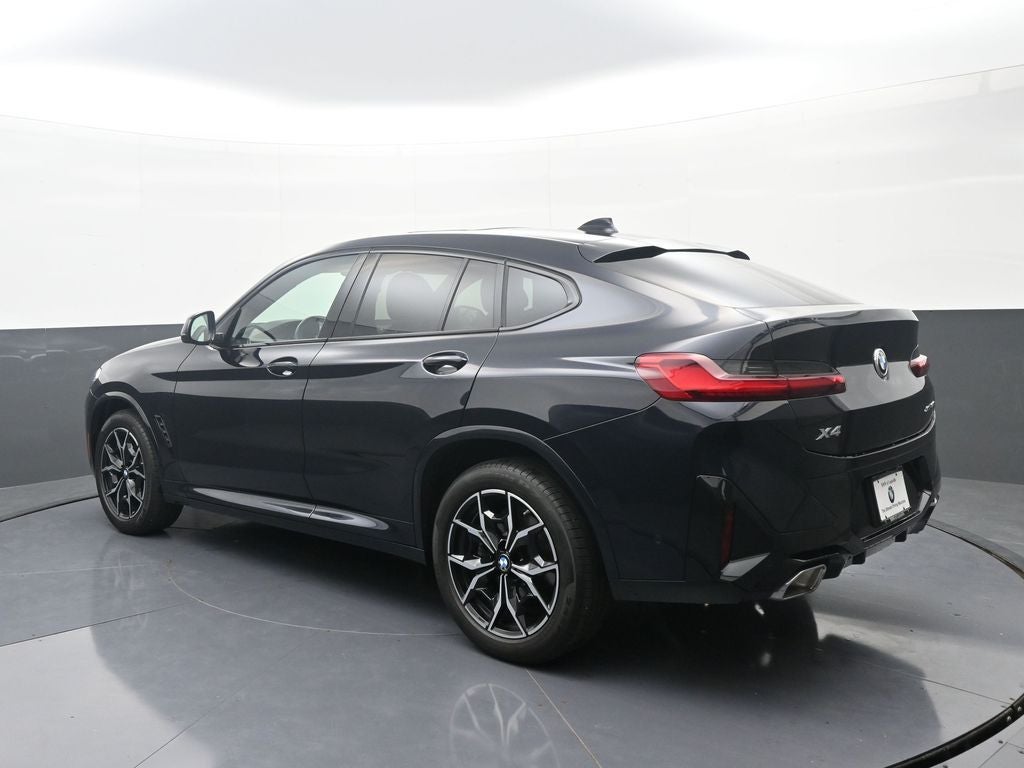 2025 BMW X4 xDrive30i