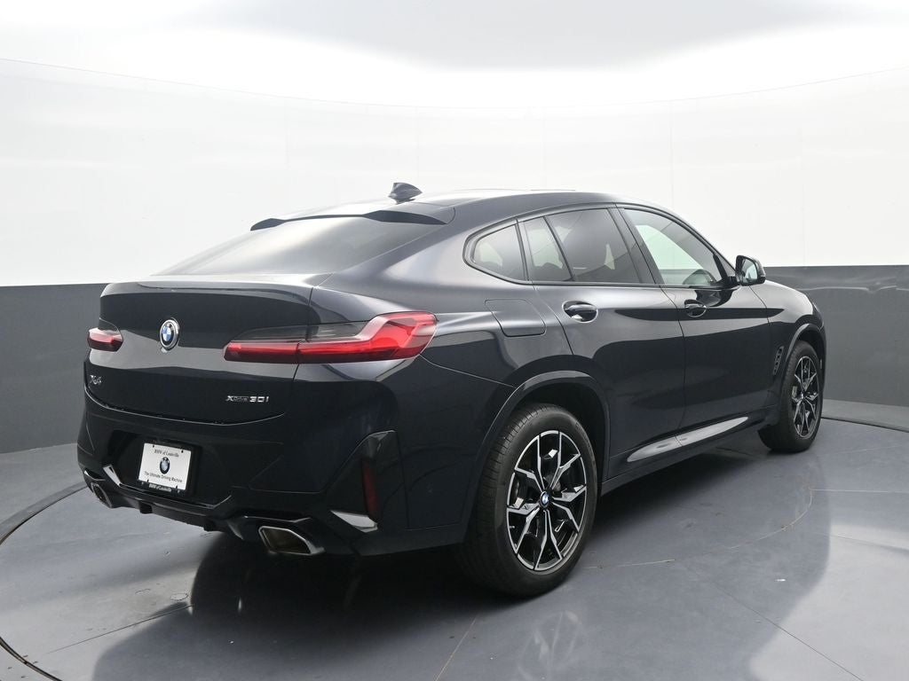 2025 BMW X4 xDrive30i