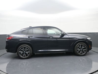 2025 BMW X4 xDrive30i