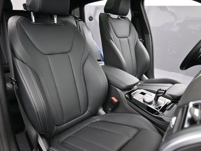 2025 BMW X4 xDrive30i