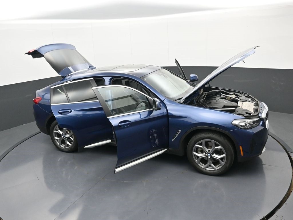 2025 BMW X4 xDrive30i