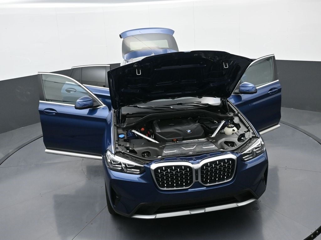 2025 BMW X4 xDrive30i