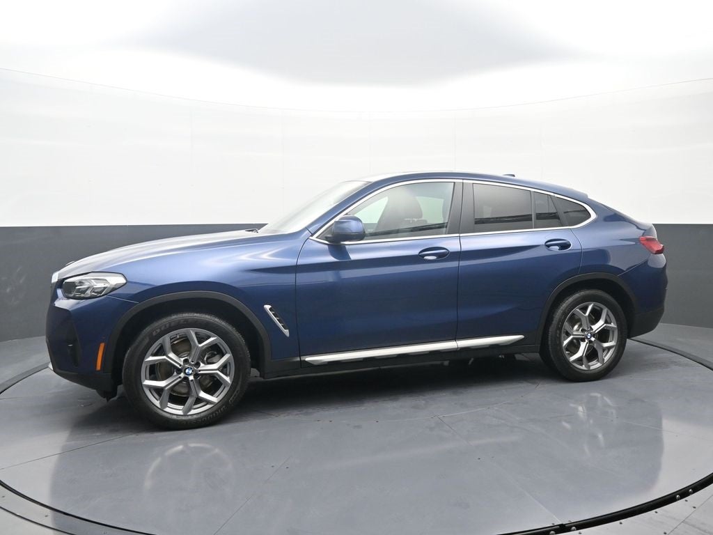 2025 BMW X4 xDrive30i