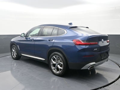 2025 BMW X4 xDrive30i