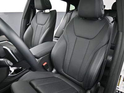 2025 BMW X4 xDrive30i