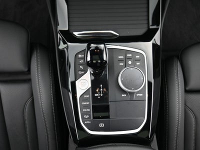 2025 BMW X4 xDrive30i